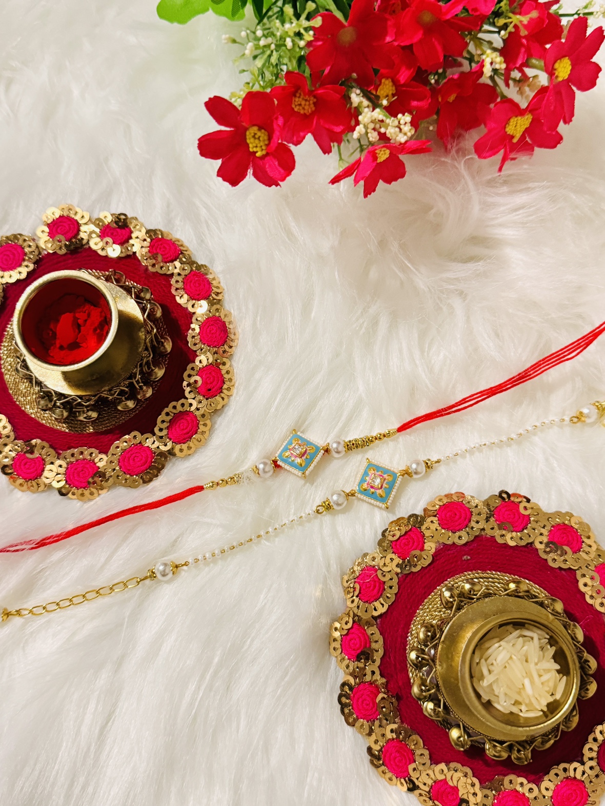 Couple Rakhii thumbnail