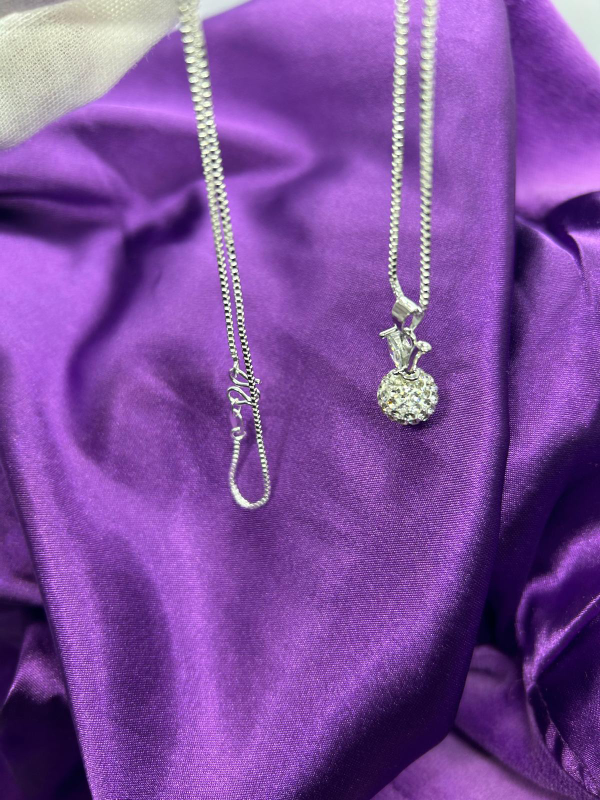 Sterling Silver Necklace image indicator(3)