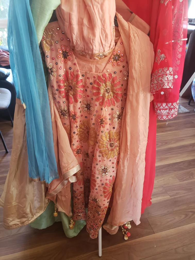 traditional Indian dresses for women - photo 4