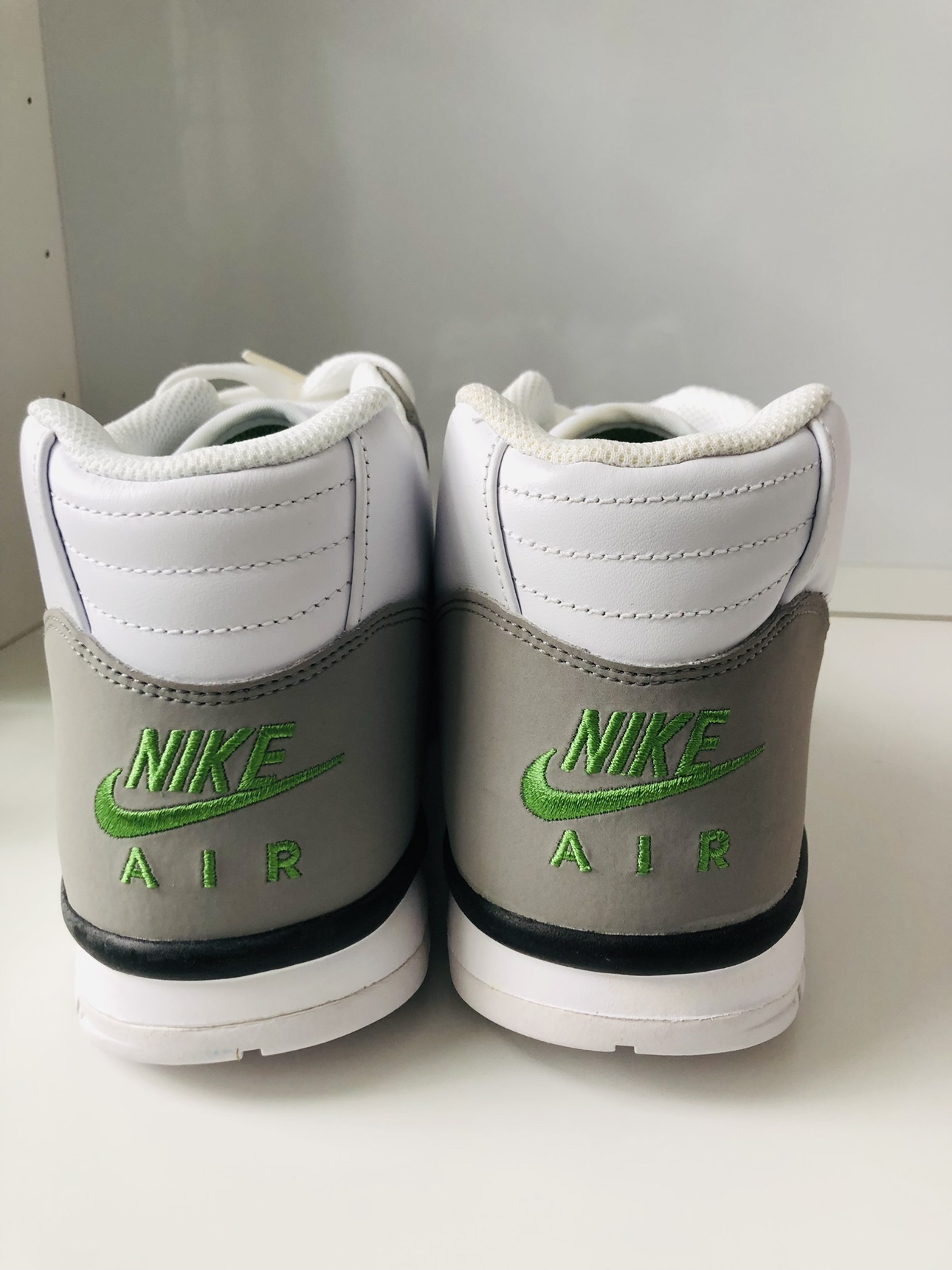 Men’s Nike Air Trainer 1 Size 9.5 - photo 4