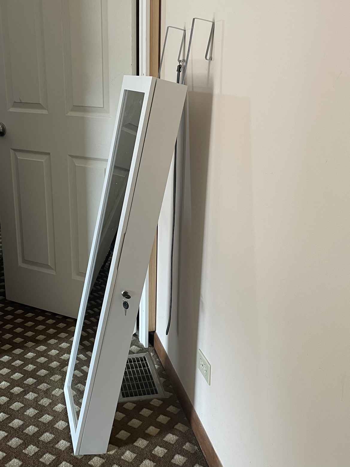 Whole body mirror with organizing storage - photo 2