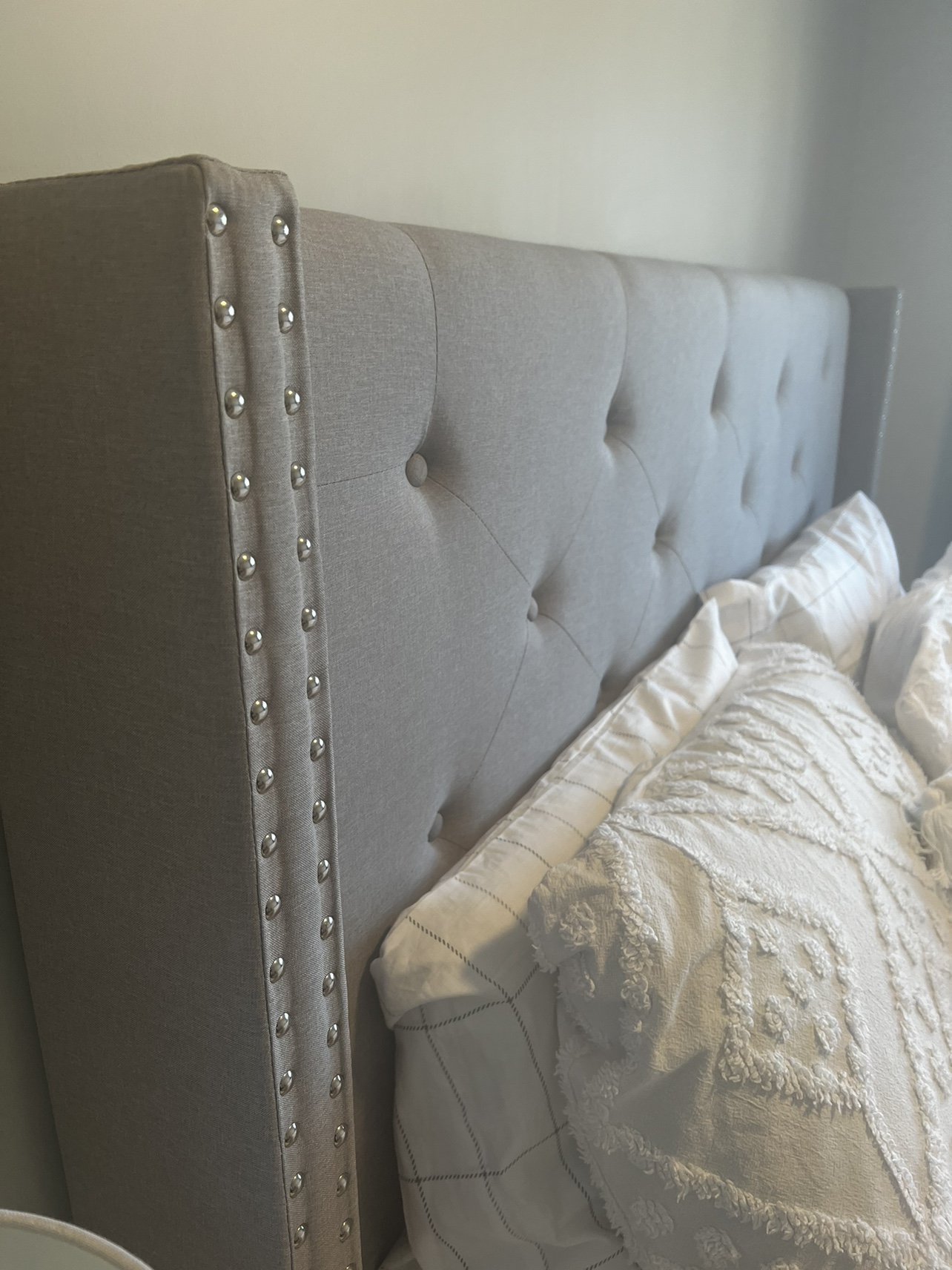 Grey Tufted Queen Size Bed Frame - photo 4