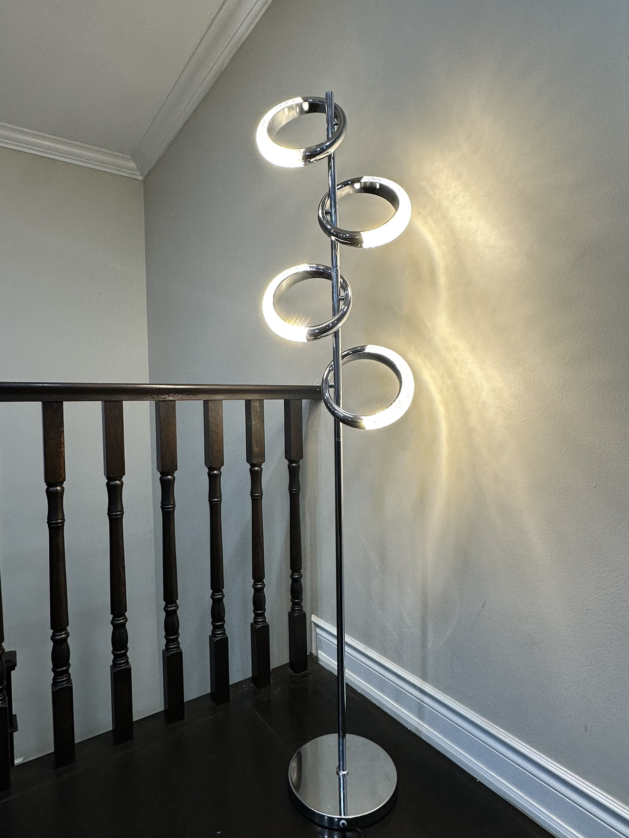 LED Floor Lamp - photo 2
