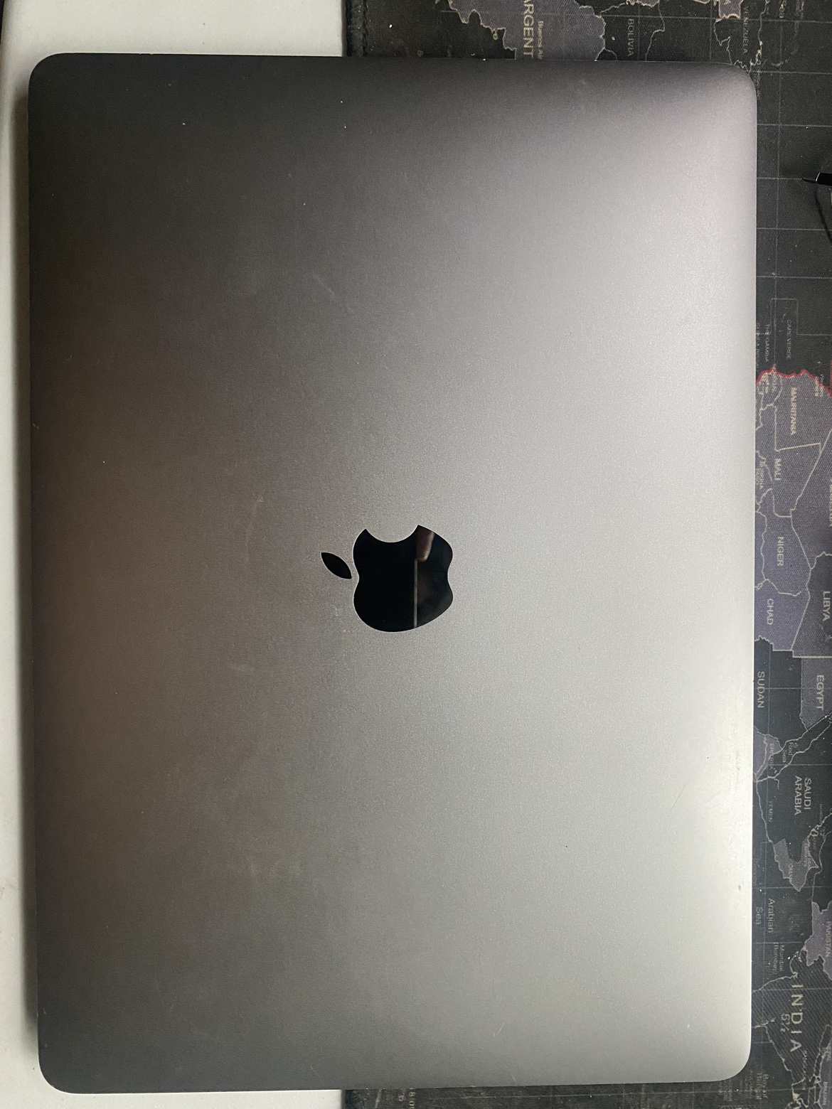 MacBook Pro 13-inch 2017 - photo 2