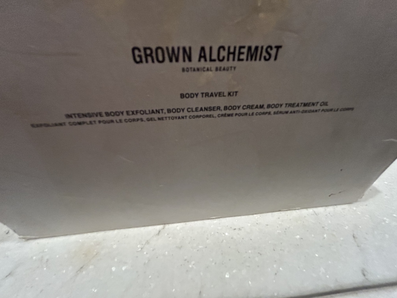 Grown alchemist body travel kit image indicator(4)