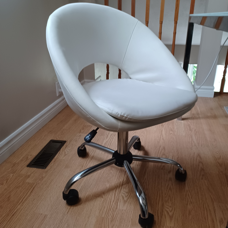 glass top table and chair - photo 2