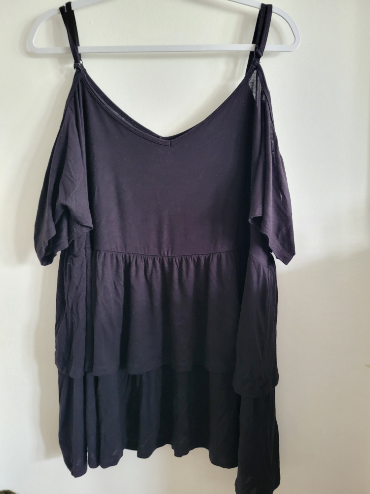 TORRID size 3 soft knit blouse plus size image indicator(2)