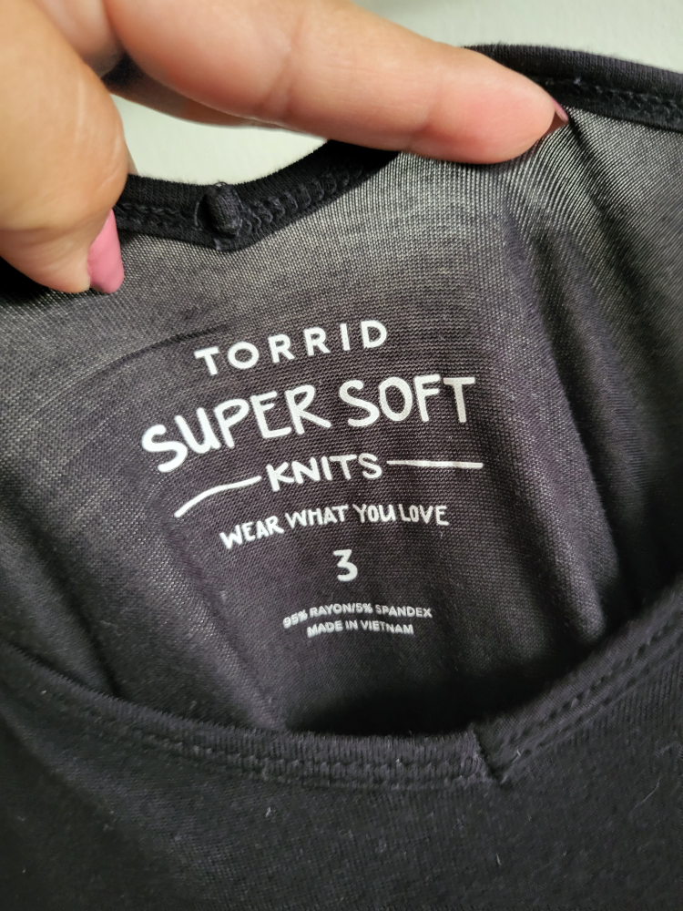 TORRID size 3 soft knit blouse plus size image indicator(3)