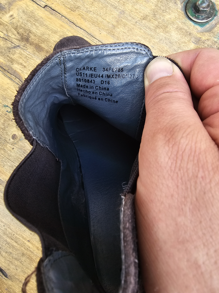 Calvin Klein Suede Chelsea Boots - photo 3