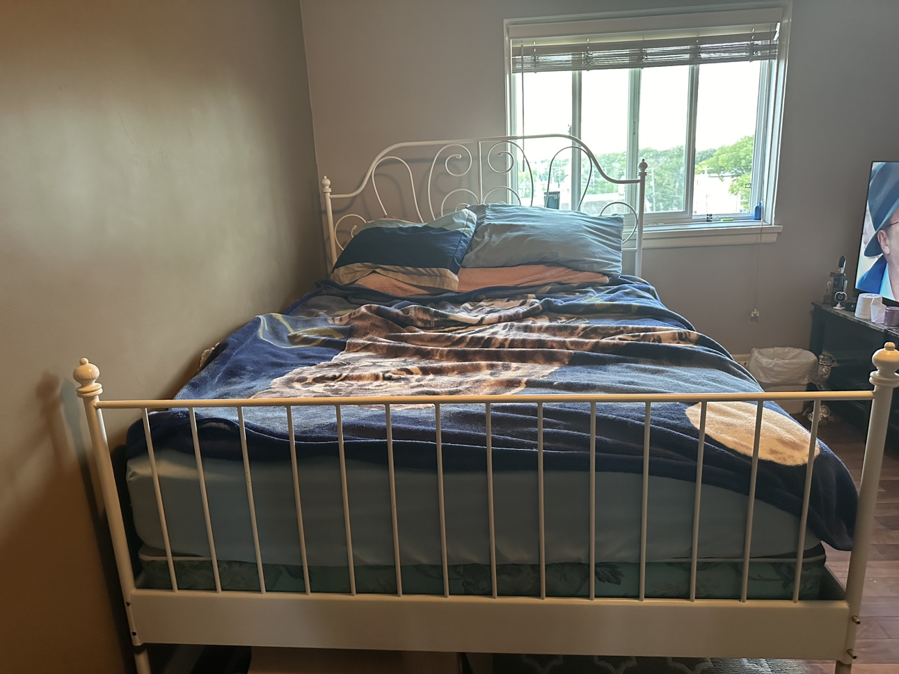 White Metal Queen Bed Frame