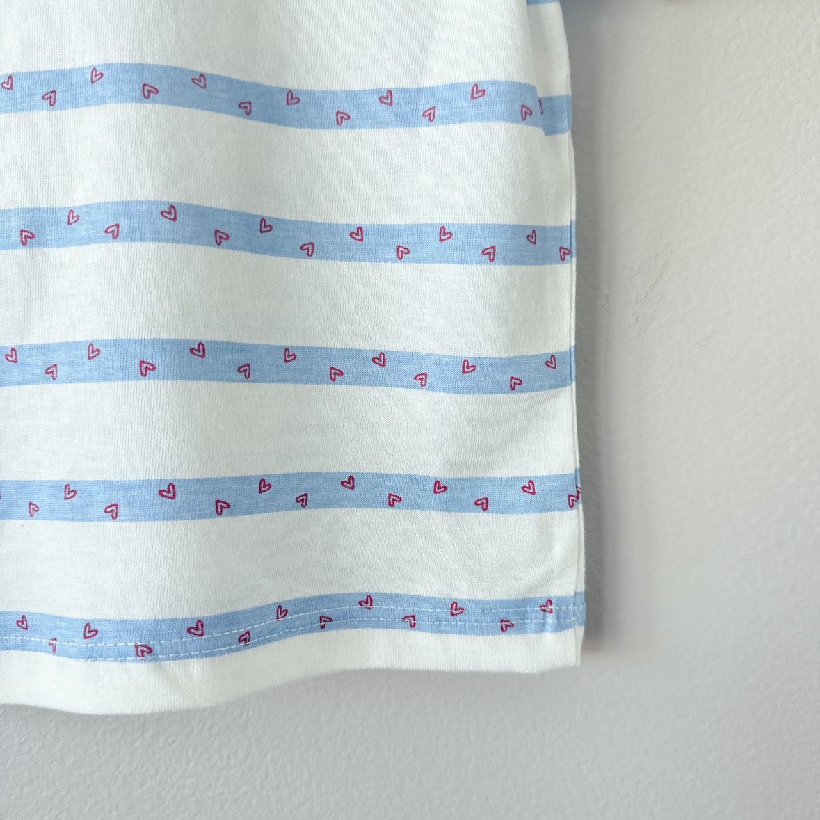 Striped and Heart Print Baby T-Shirt New with tags! image indicator(8)