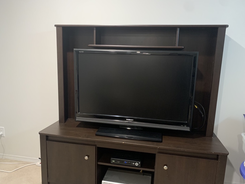 TV with Entertainment Center - photo 3