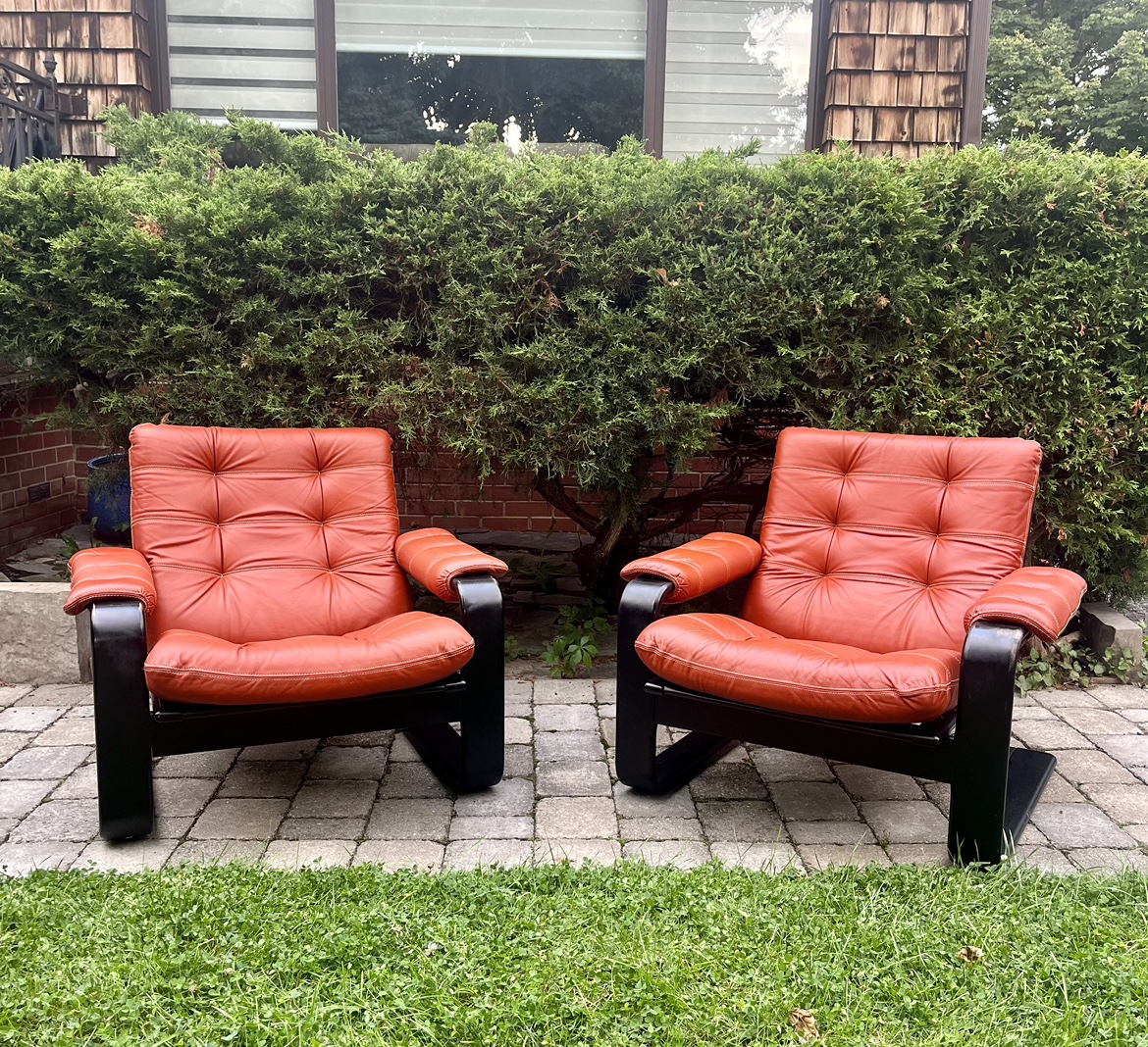 Vintage “Coja” Mid-Century Modern Leather Armchairs thumbnail