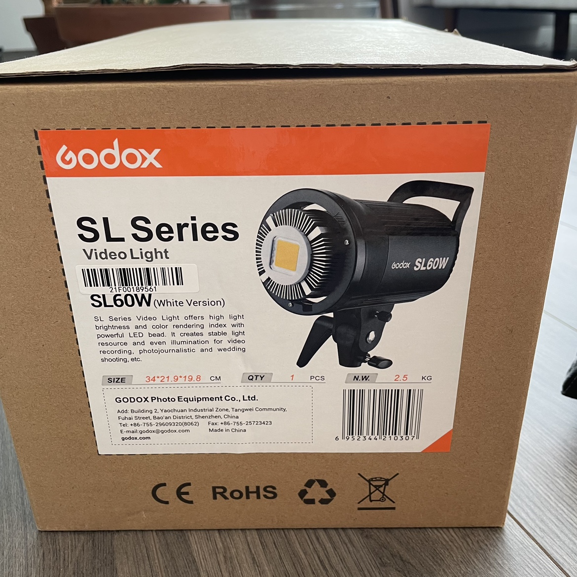 Godox SL60W Video Light + Soft Box + Stand image indicator(5)