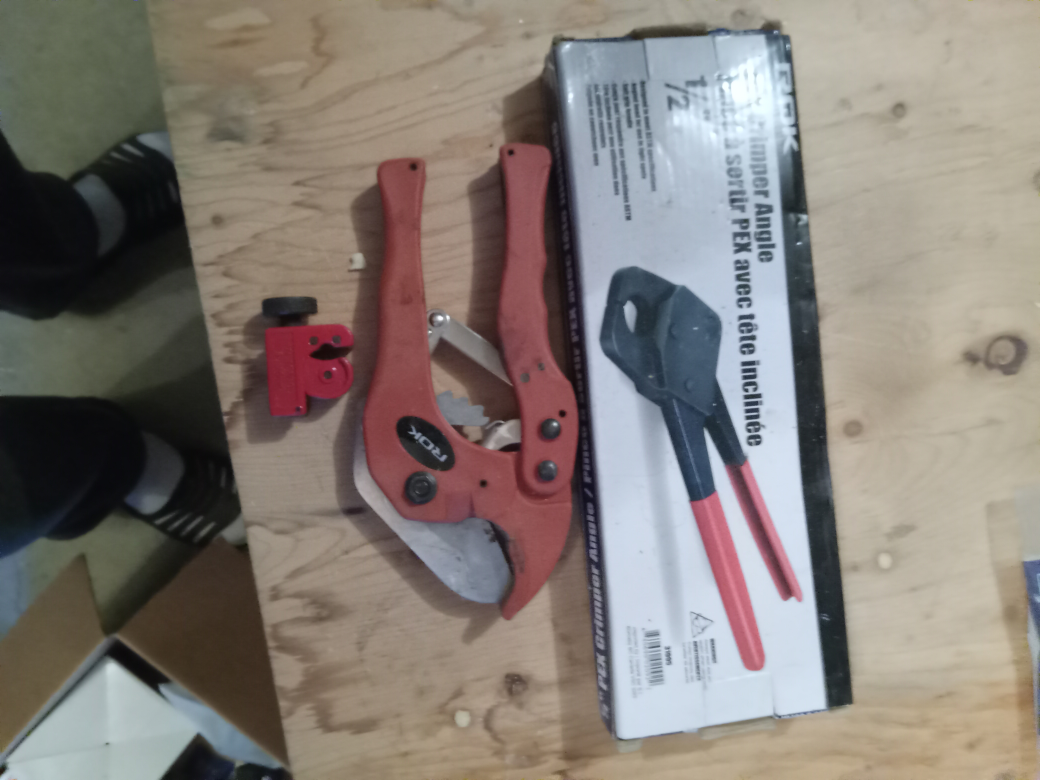 ROK PEX Crimper