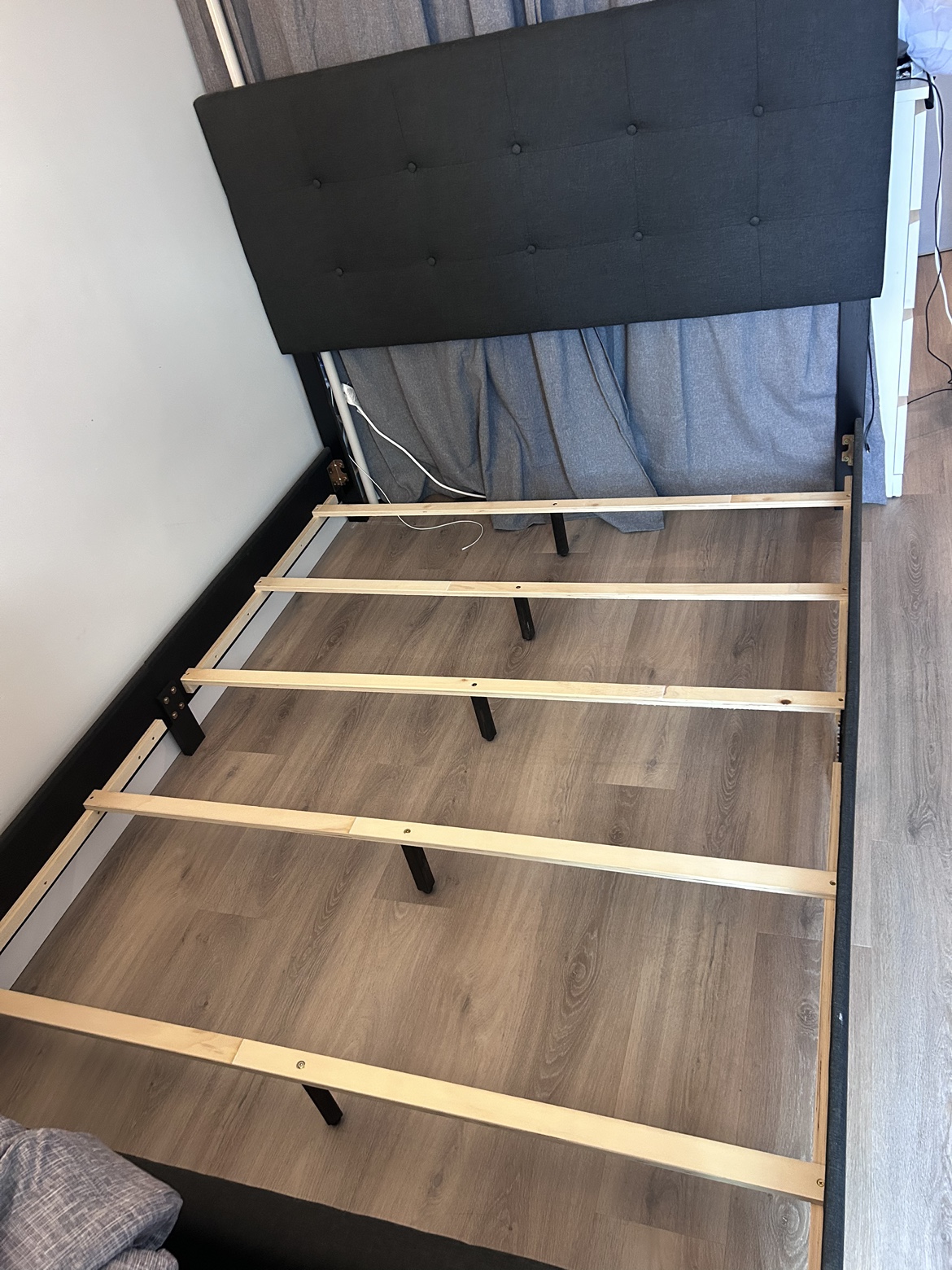 The brick queen size bed frame & haedboard - photo 4