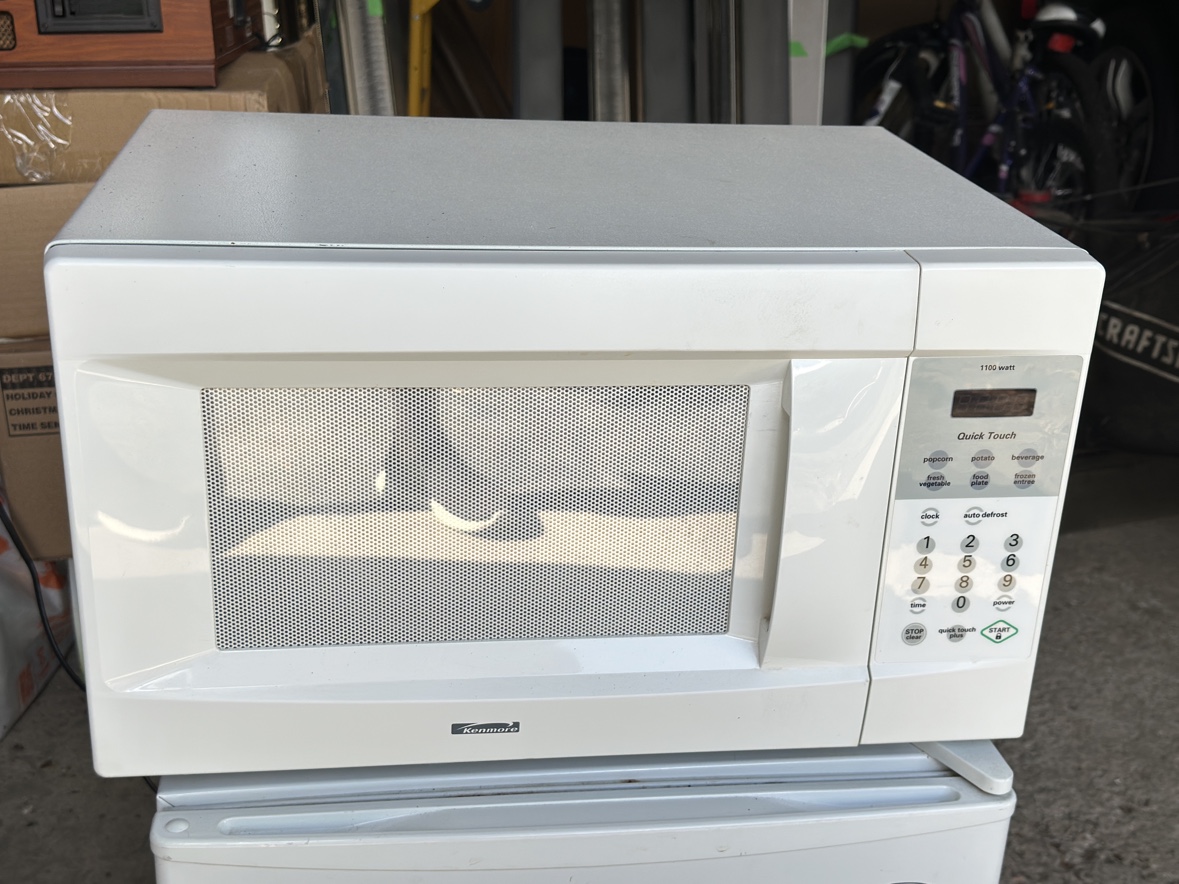 Kenmore Microwave thumbnail