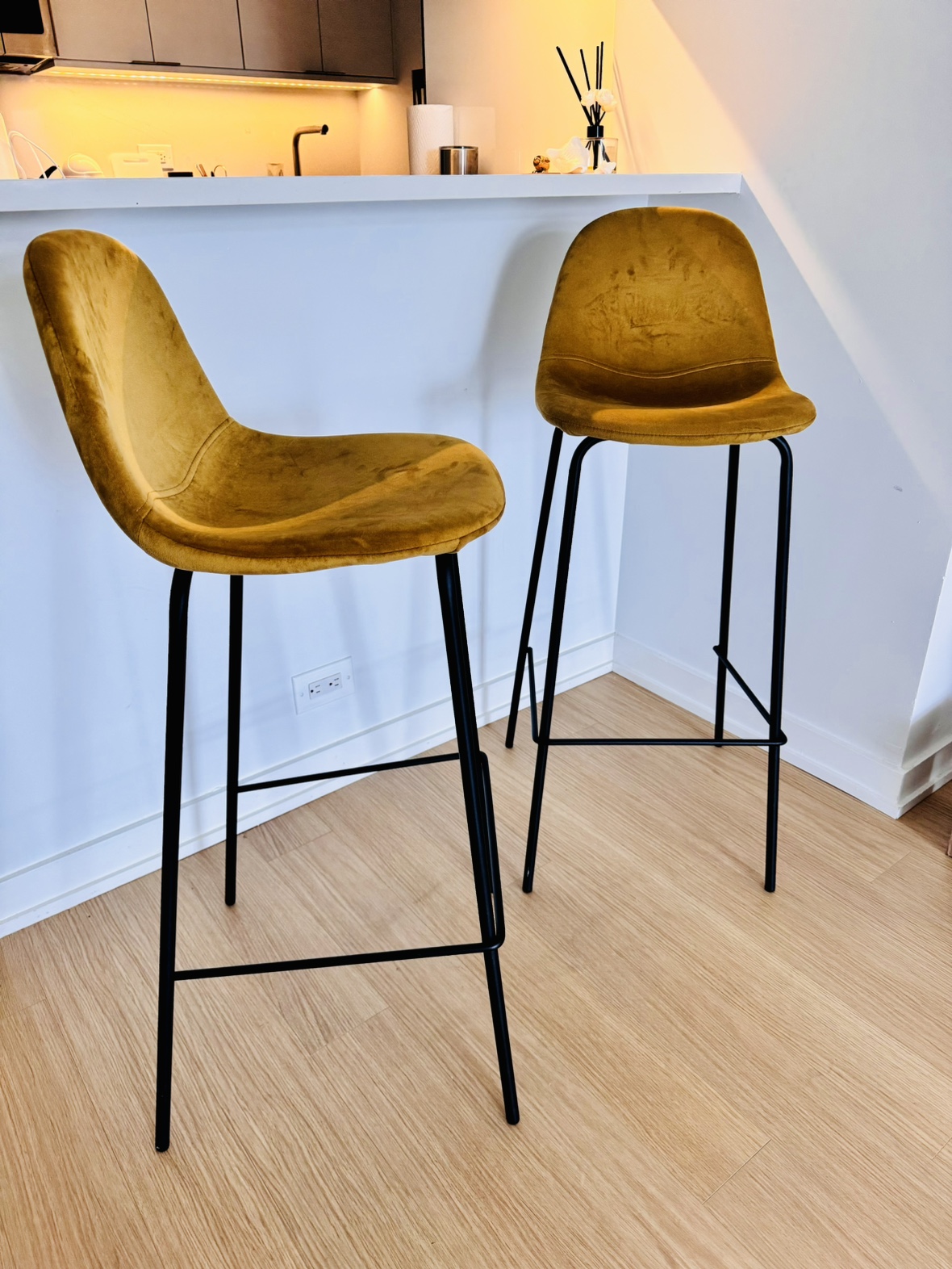 Set of 2 Mustard Yellow Velvet Bar Stools