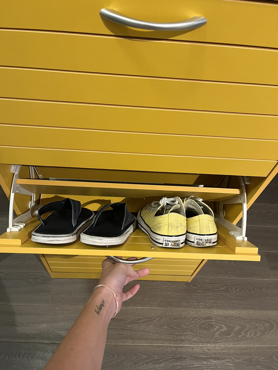 Yellow Shoe Shelf - photo 2