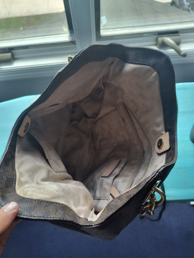 purse - photo 3