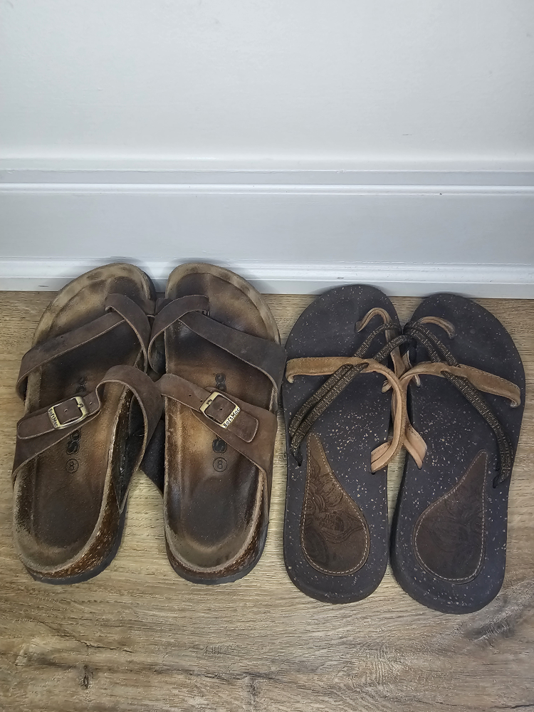 Free -  Sandals thumbnail