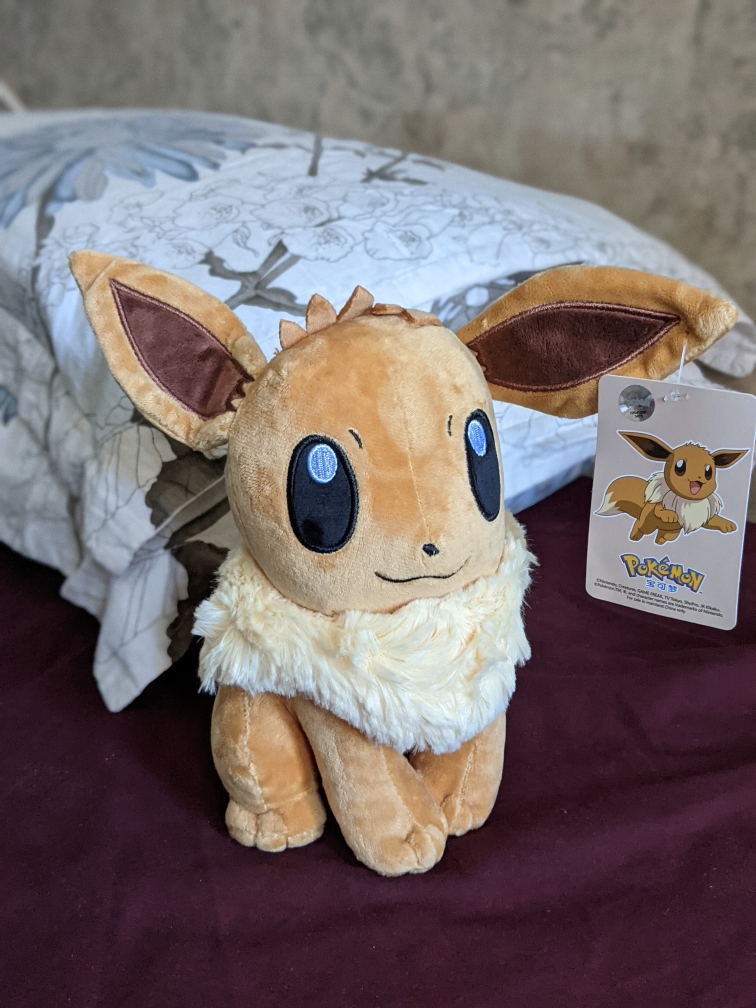 Eevee Pokemon Plush Stuffed Toy - New with Tags