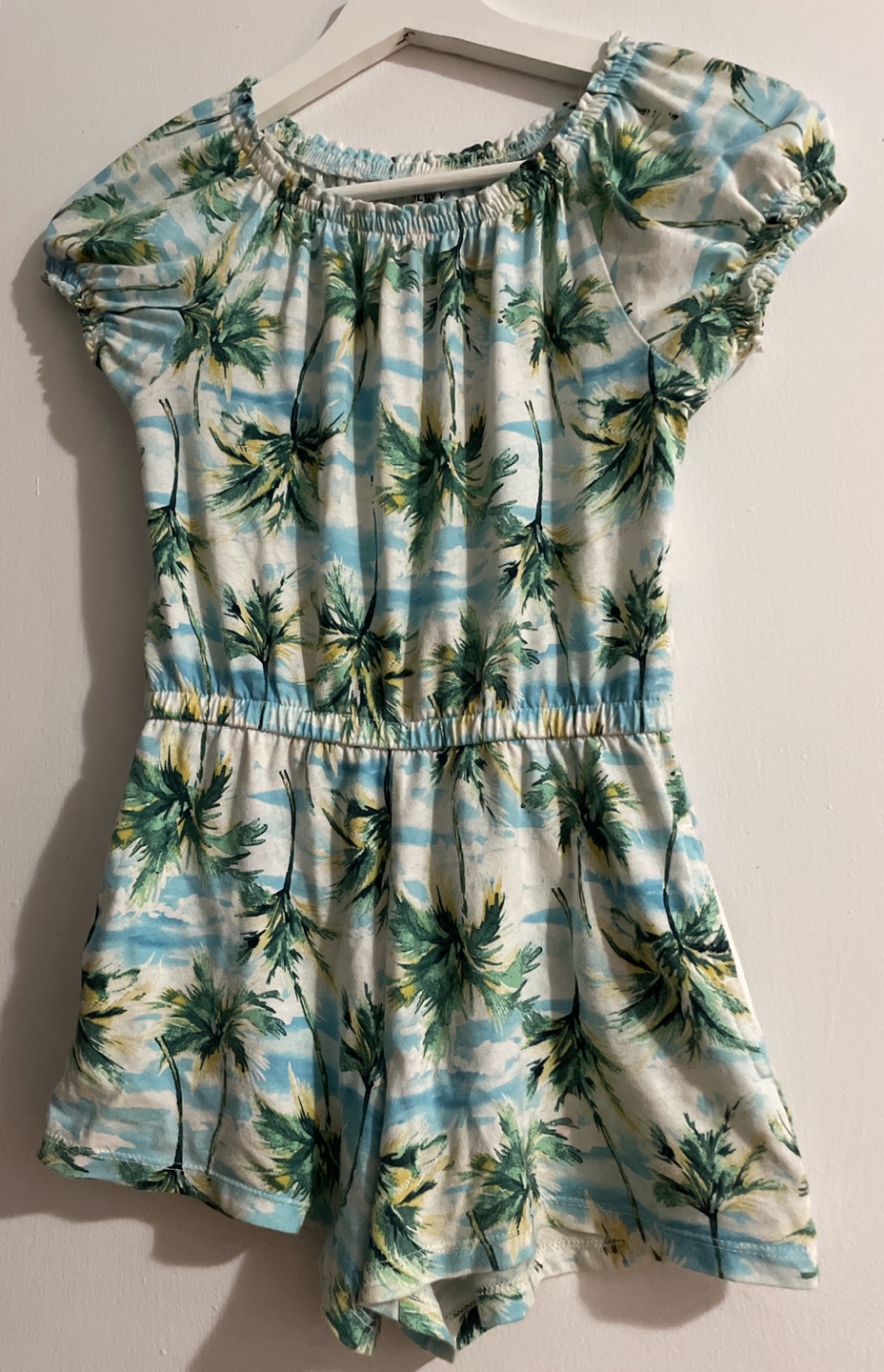 Puff sleeve romper for girls