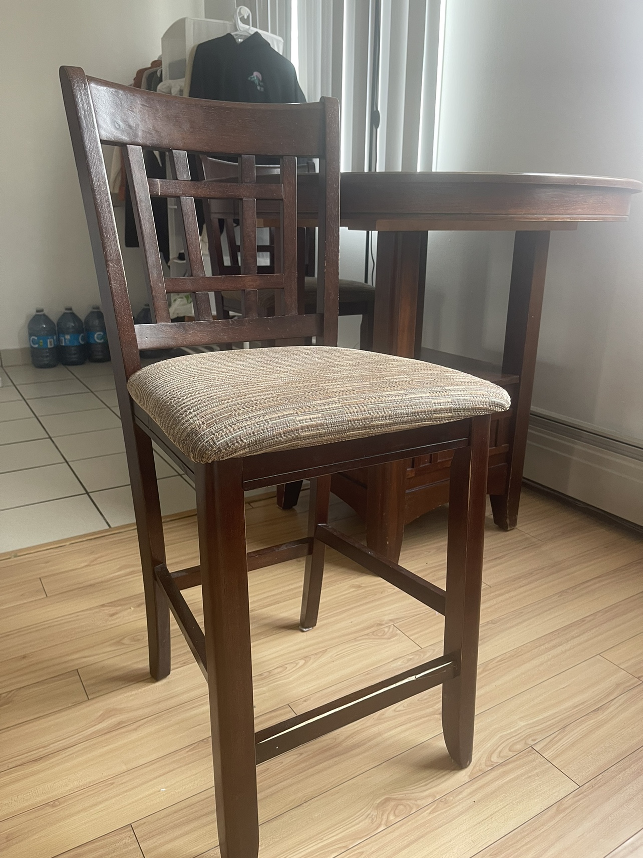 Dining Table and 2 Chairs Set - photo 3