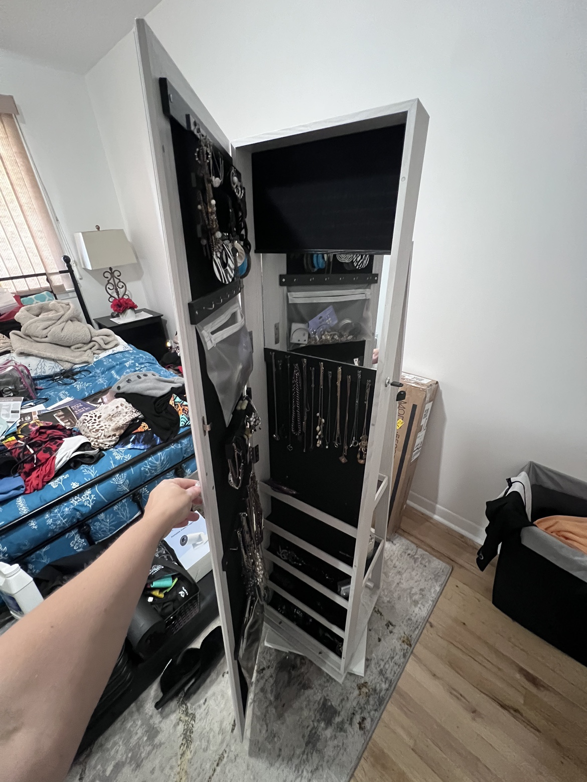 Full length storage mirror - photo 2