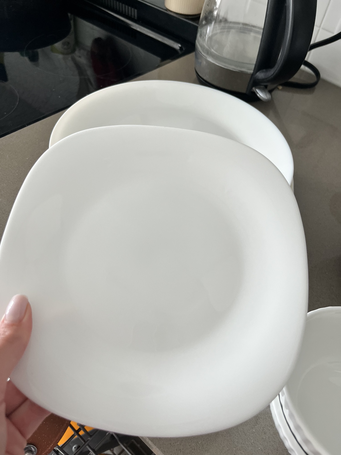 White Dinnerware Set - photo 3