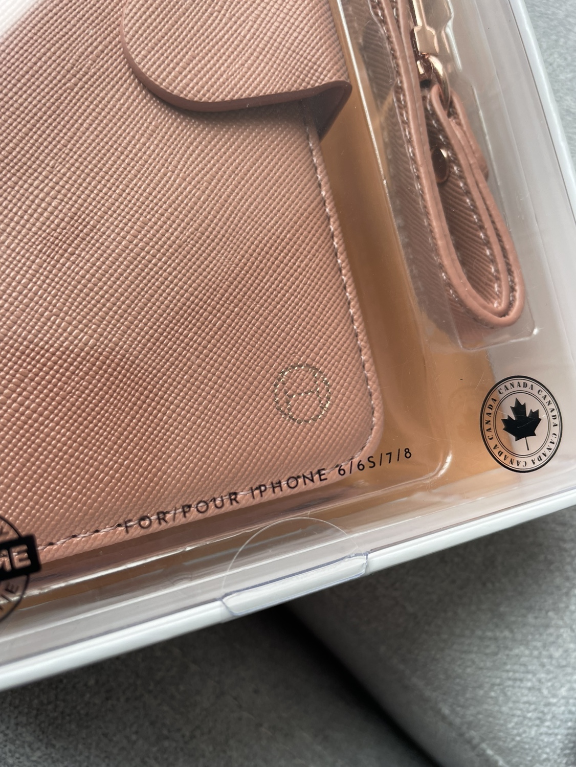 iPhone wallet case with strap image indicator(2)