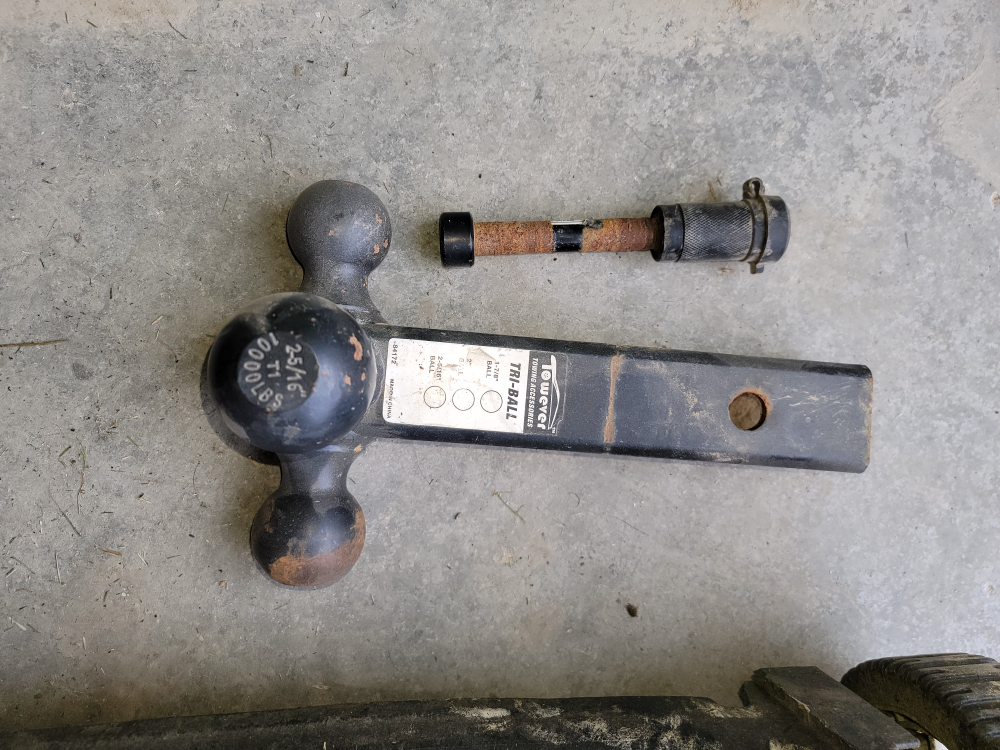 Tri Ball Hitch thumbnail