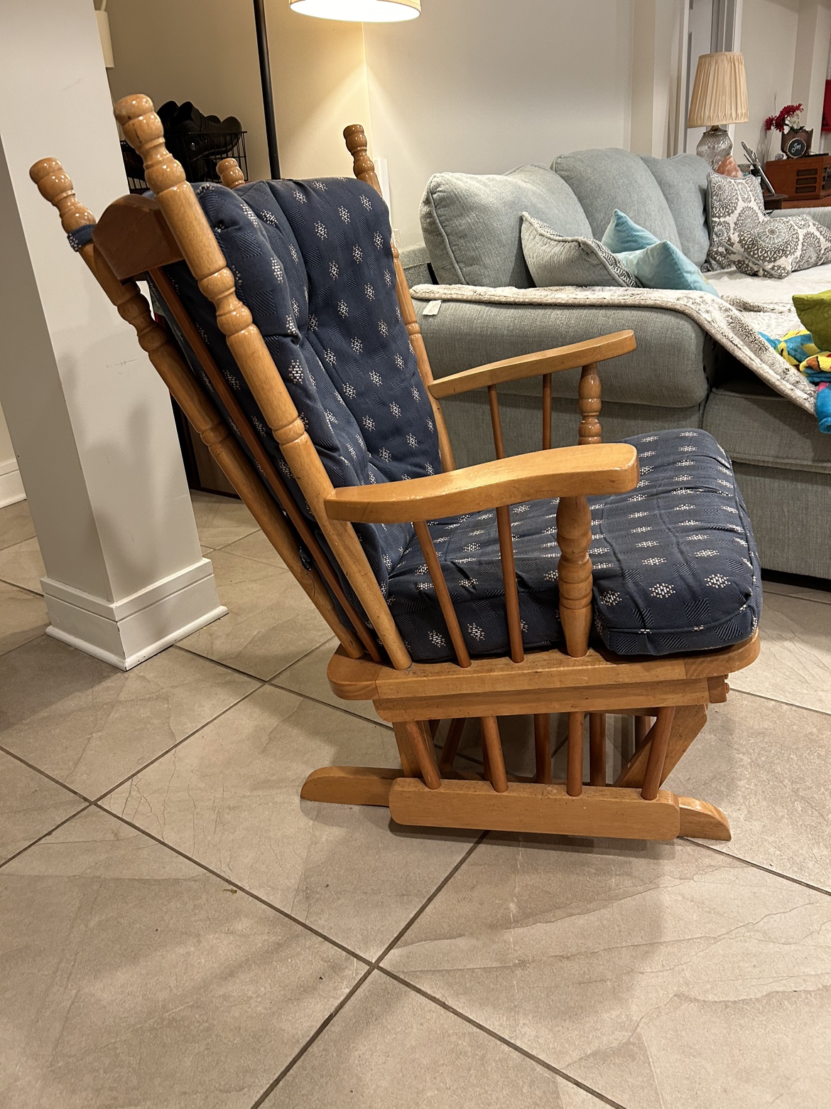 Glider Rocking Chair - photo 2