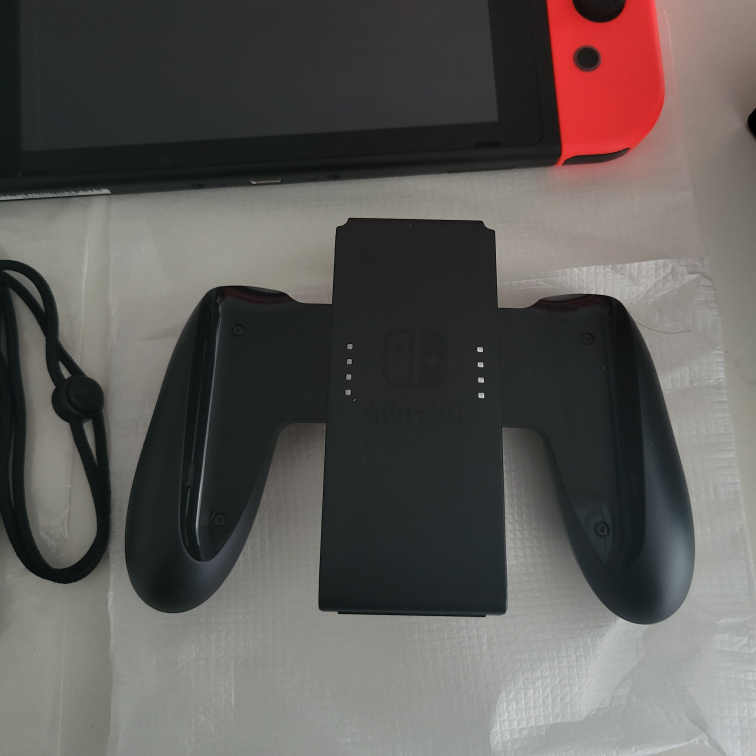 Nintendo Switch Neon Red and Blue image indicator(5)