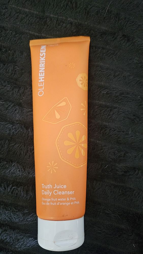 Ole Henriksen Truth Juice Daily Cleanser thumbnail