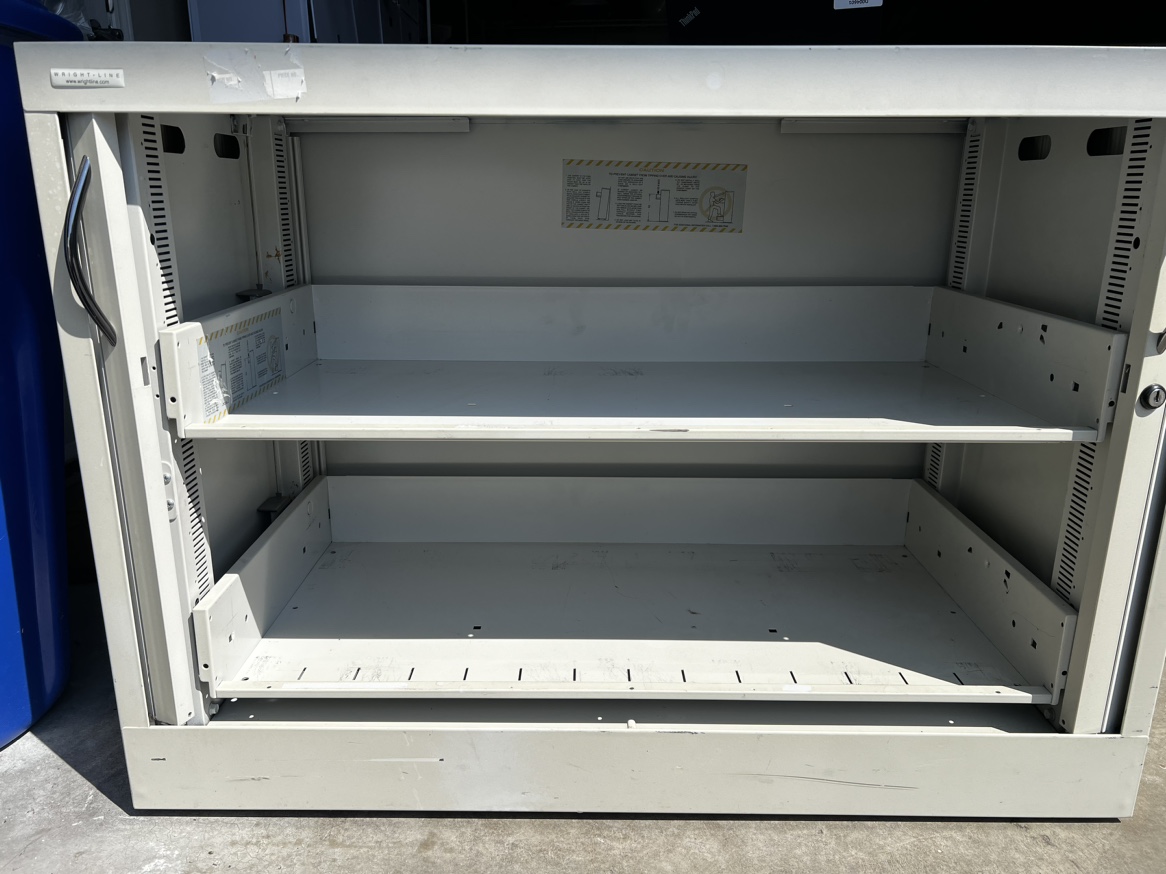 Metal sliding cabinet - photo 2