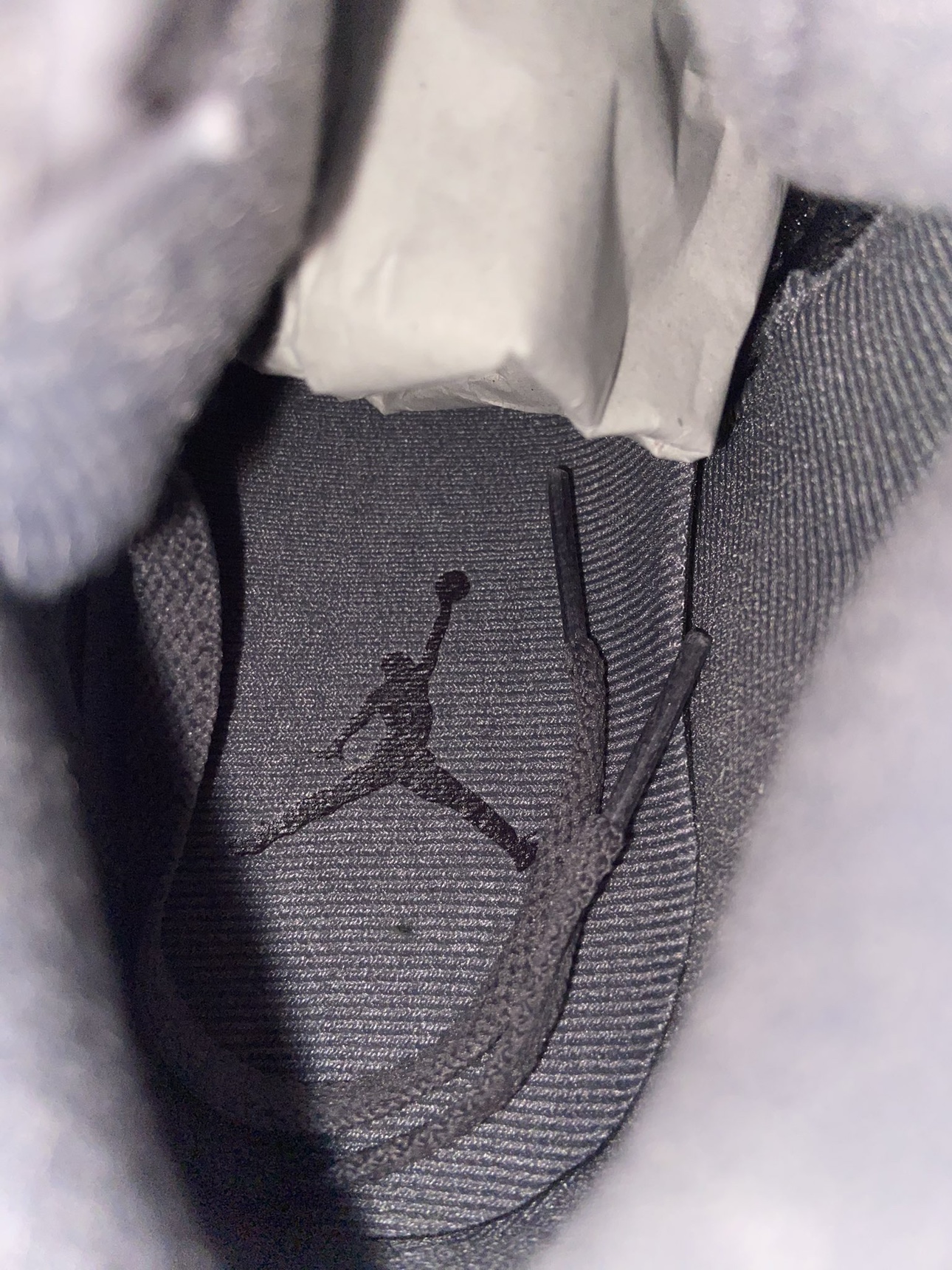 Jordan Retro 5 Burgundy Size 10 image indicator(8)