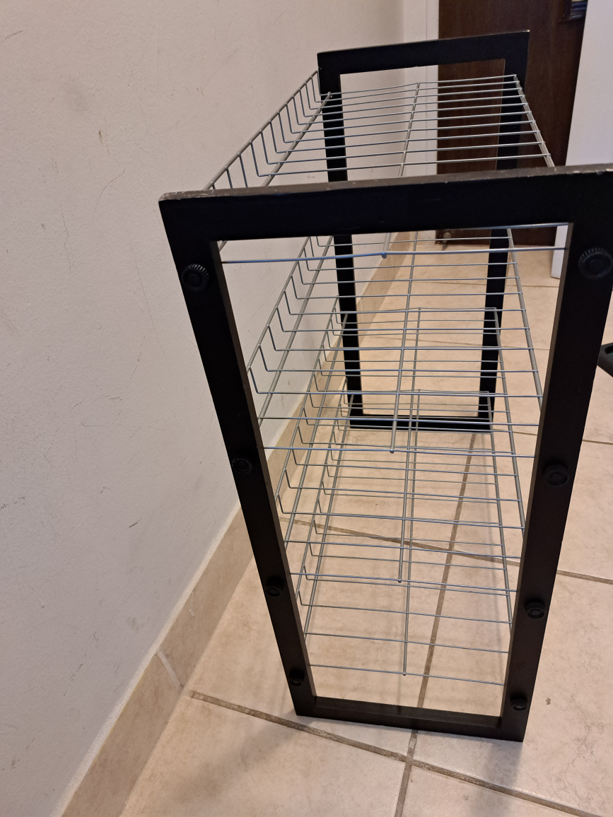 Shoes rack thumbnail