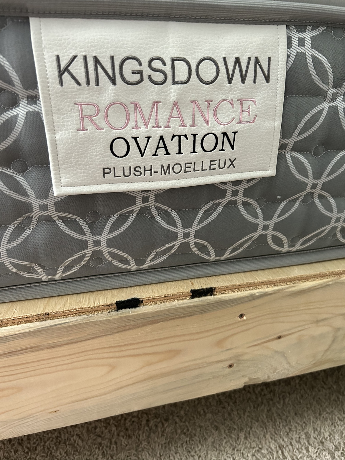 Queen sized mattress plus floating style bed frame - photo 3