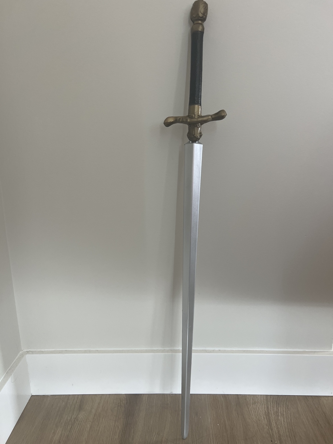 Arya Stark sword needle for cosplay