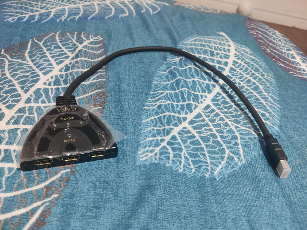 HDMI Splitter 1 to 3