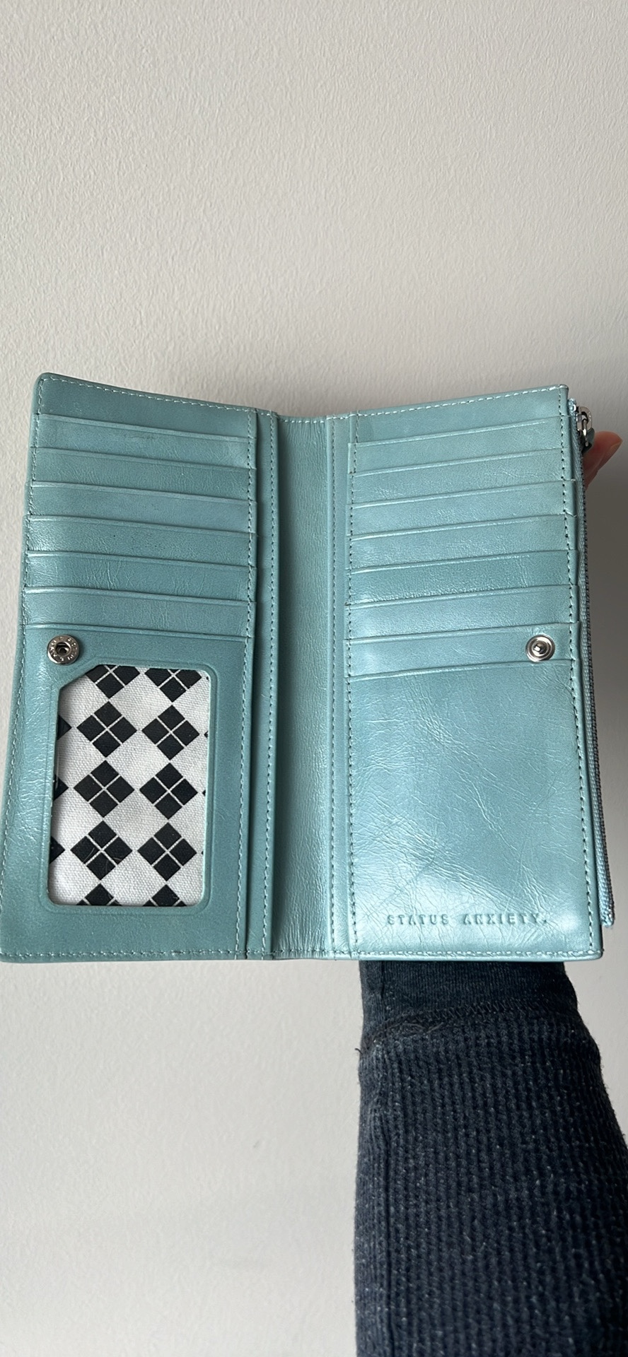 Leather Bifold wallet image indicator(3)