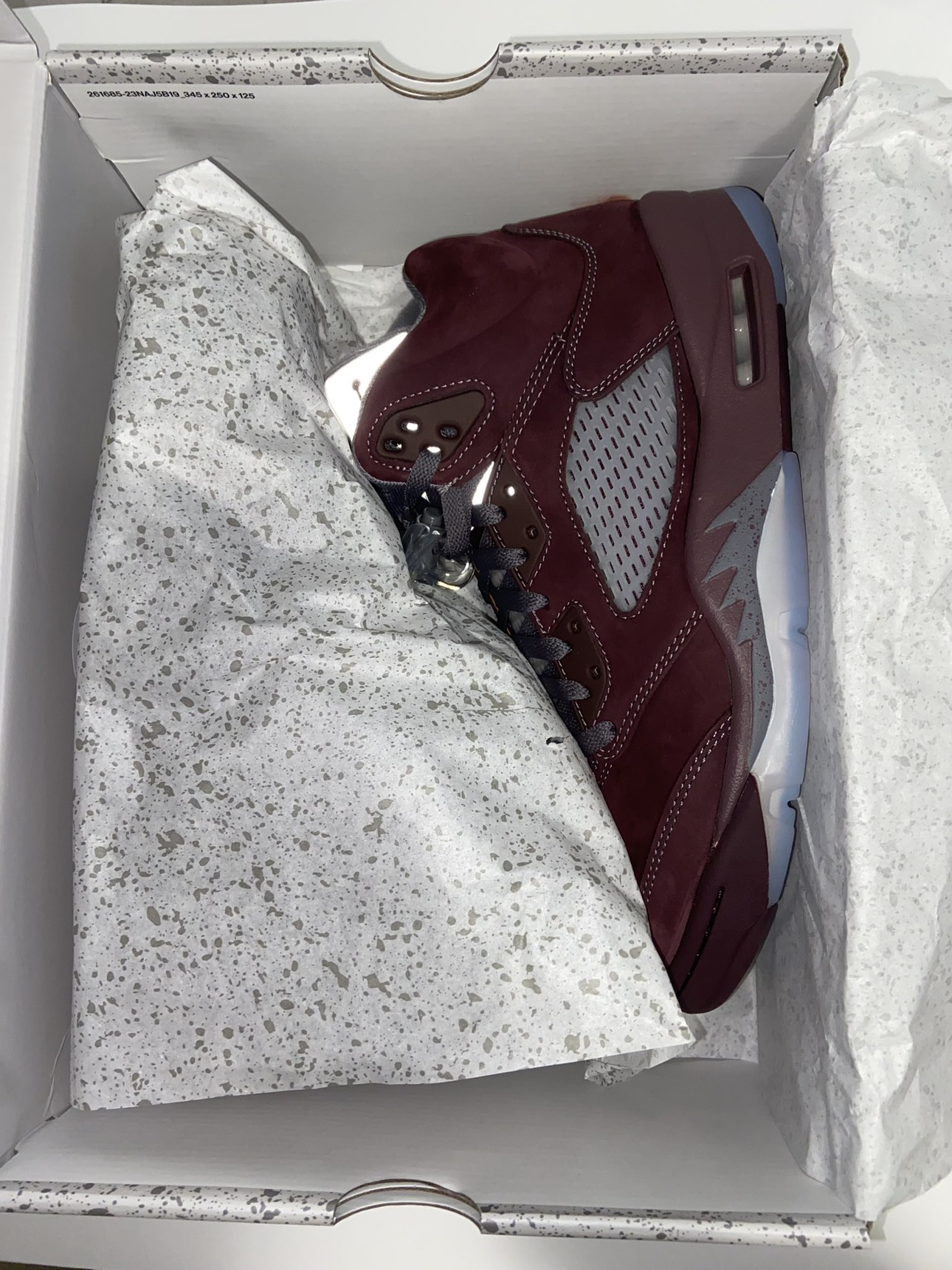 Jordan Retro 5 Burgundy Size 10 image indicator(2)