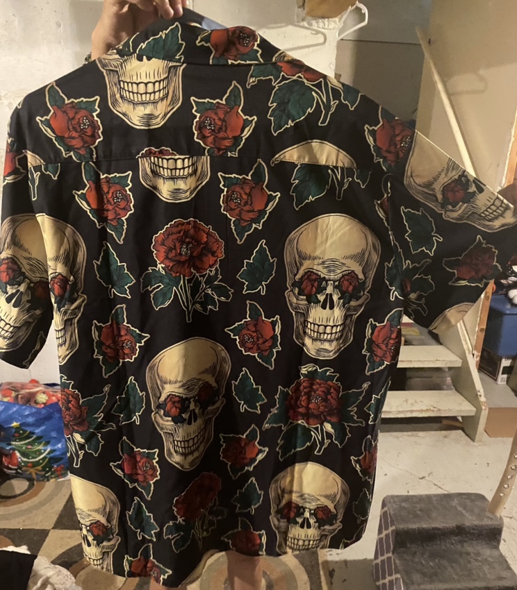 Skull and Rose Button Up Shirt💚 image indicator(2)