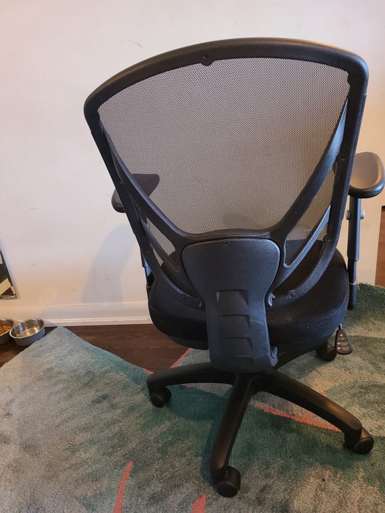 office chair - photo 3
