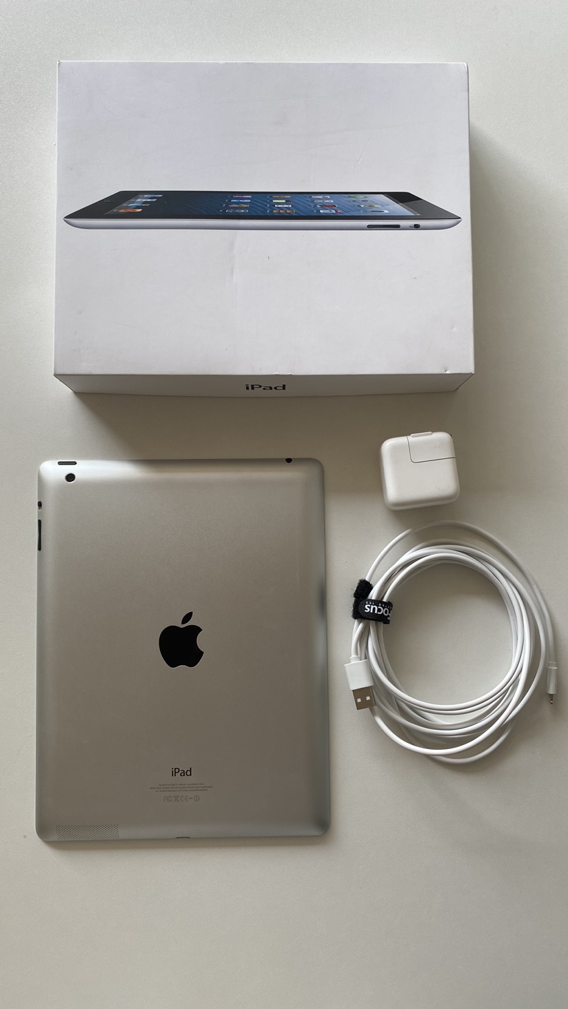 Black iPad 4th Generation 32GB with ZAGG Keyboard Case - photo 3