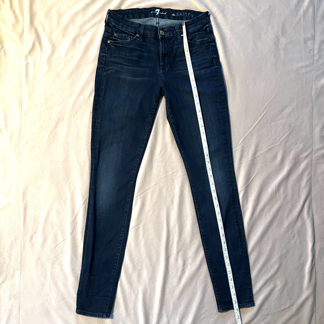 7 For All Mankind Skinny Jeans Size 27 image indicator(3)