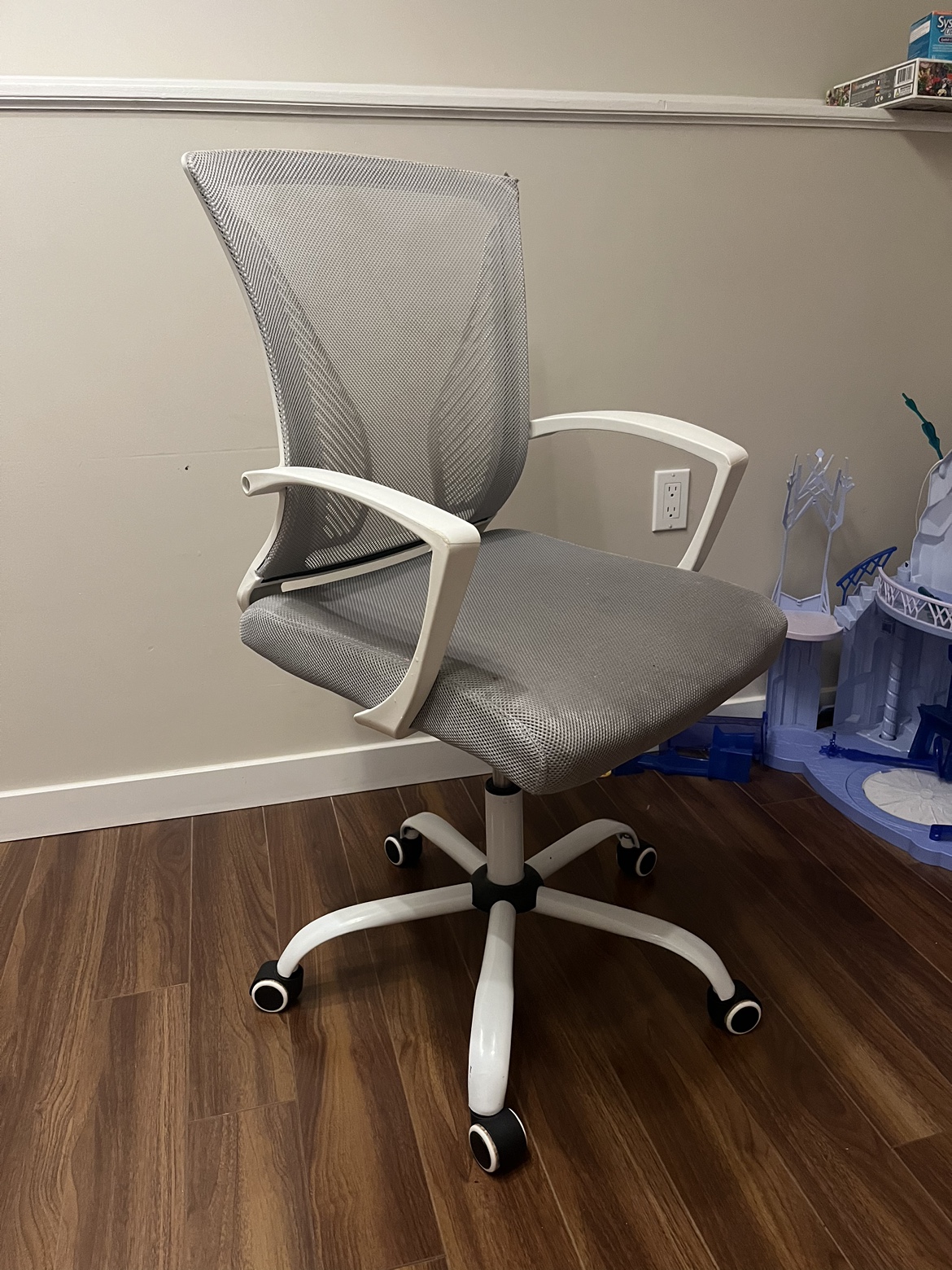 Office Chair - photo 2