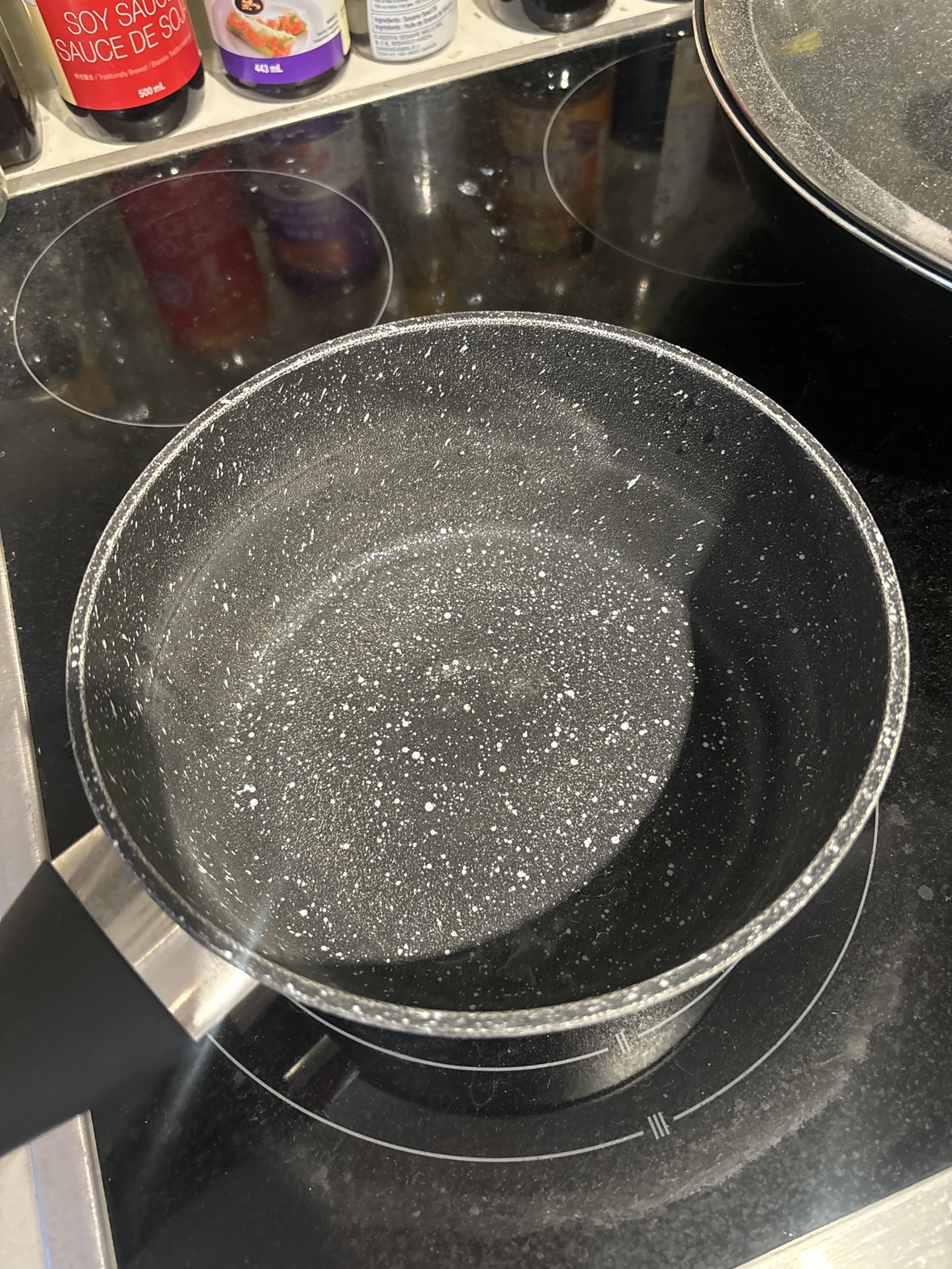 Small Pot with Lid - photo 2
