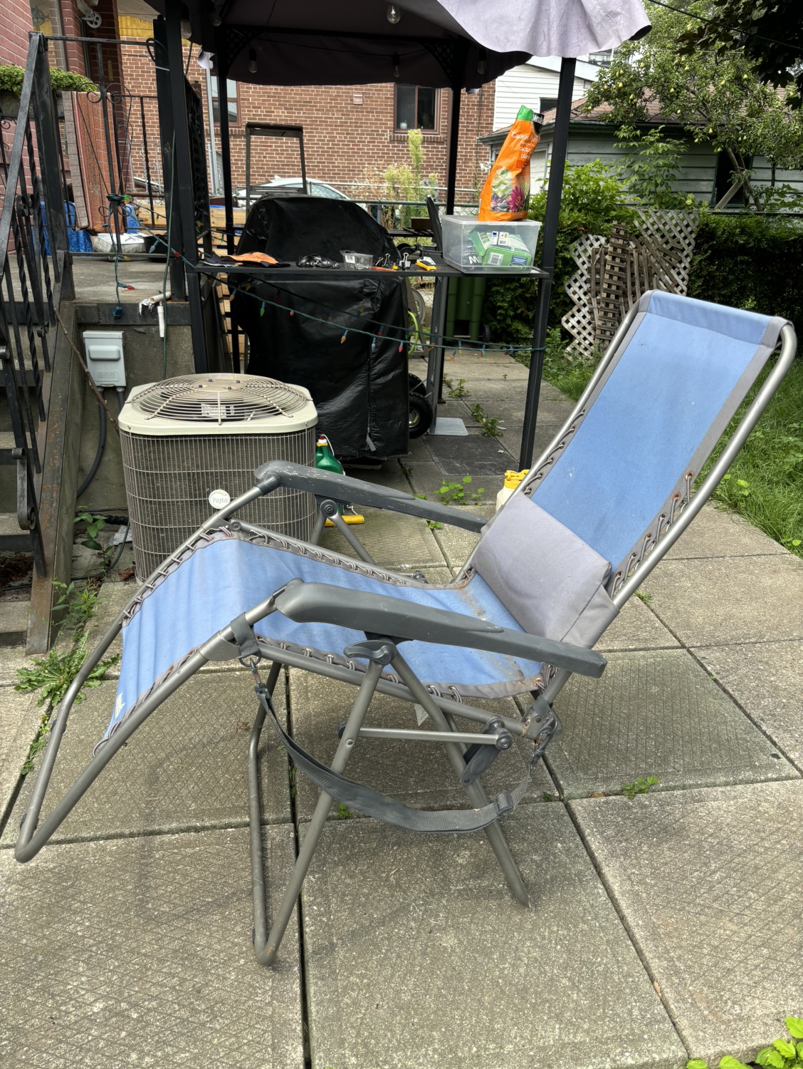 Glider chairs 3 for $25.00 - photo 2